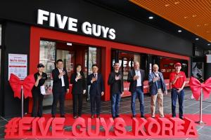 파이브가이즈, 서울역에  최대 규모 4호점 오픈